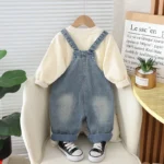 Ensemble Salopette + T-shirt Beige – Image 3